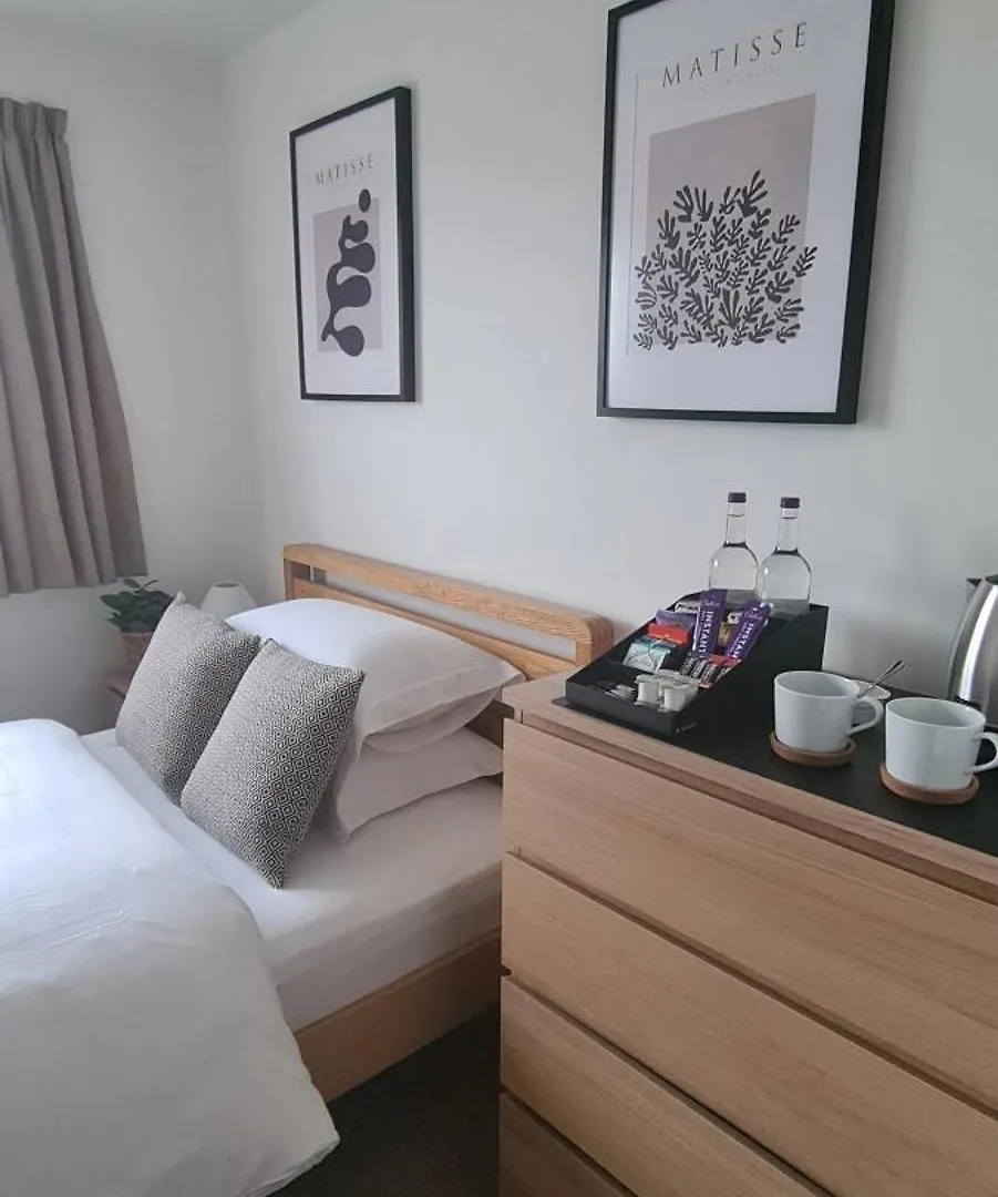 Carolines Rooms Cambridge  Homestay